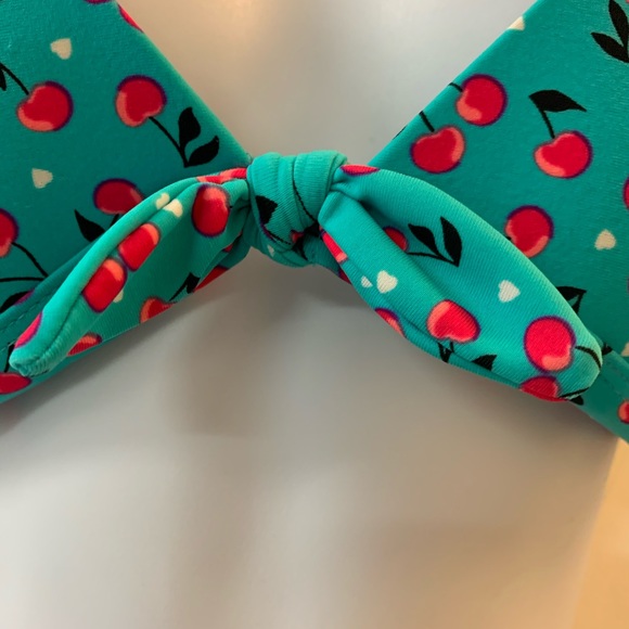 Junior Retro Halter With Tie Push Up Swim Wear - Picture 5 of 6